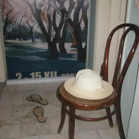 Old In Town בית נופש *